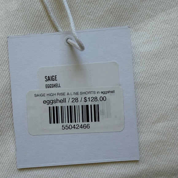 Pistola NWT Saige Jean Shorts in Eggshell - Picture 2 of 11